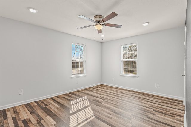 943 Gibbard Avenue, Wills Point, TX 75169