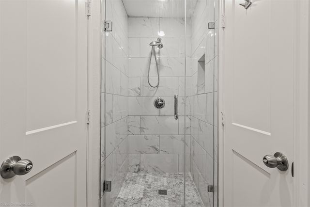 943 Gibbard Avenue, Wills Point, TX 75169