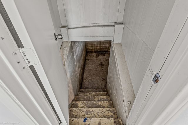 943 Gibbard Avenue, Wills Point, TX 75169