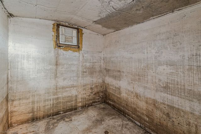 943 Gibbard Avenue, Wills Point, TX 75169