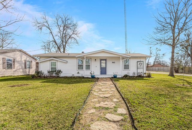 943 Gibbard Avenue, Wills Point, TX 75169