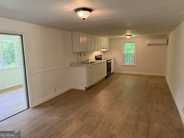 514 Phillips Road, Warm Springs, GA 31830