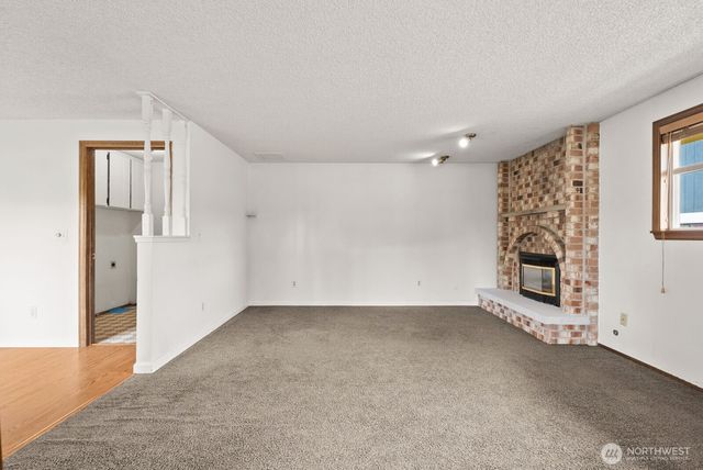15612 63rd Street Ct E, Sumner, WA 98390
