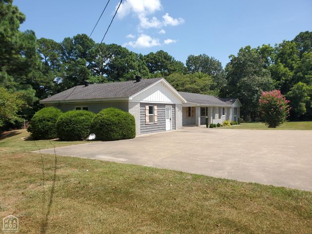 1287 W North Street, Piggott, AR 72454