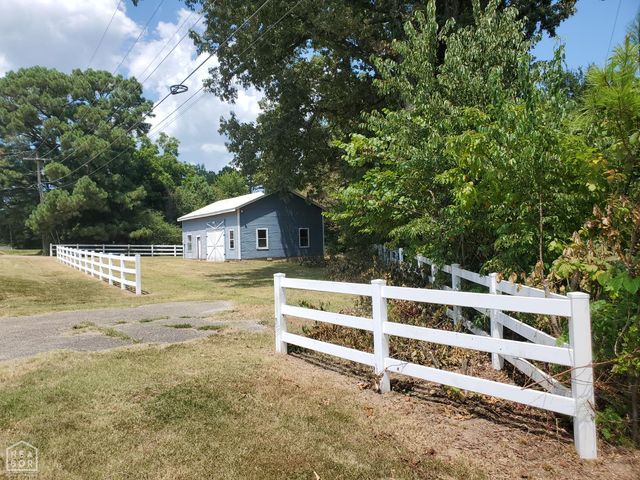 1287 W North Street, Piggott, AR 72454