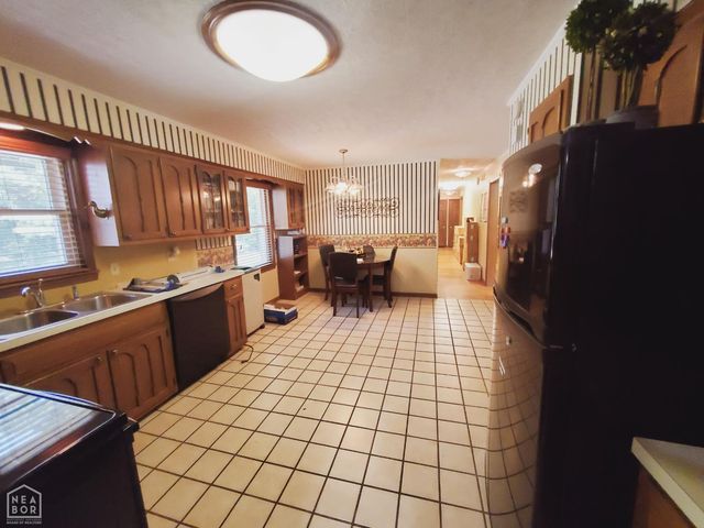 1287 W North Street, Piggott, AR 72454