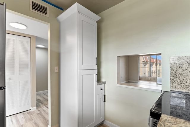 2720 N Pine Island Road 307, Sunrise, FL 33322