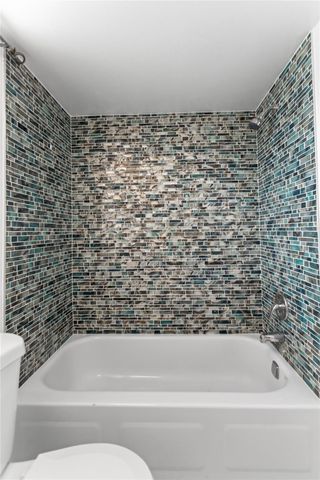 2720 N Pine Island Road 307, Sunrise, FL 33322