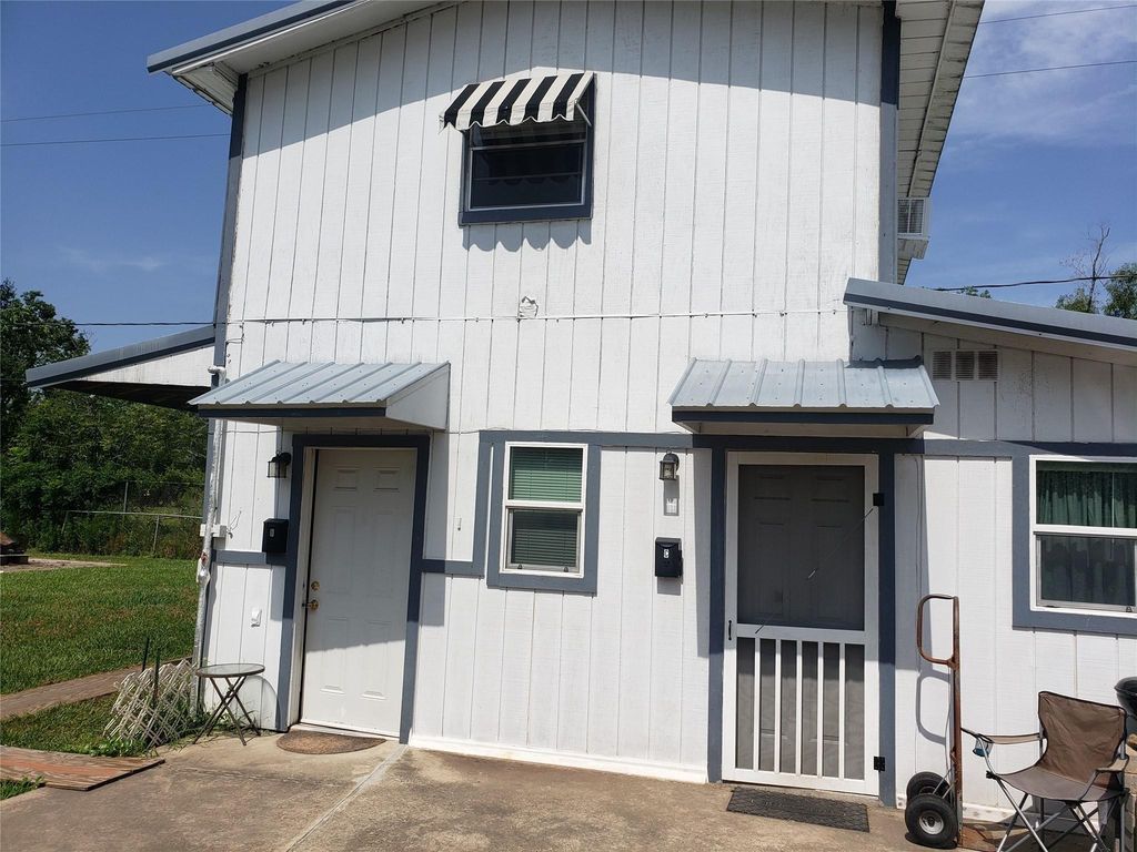 3818 Hamid Boulevard, Fresno, TX 77545