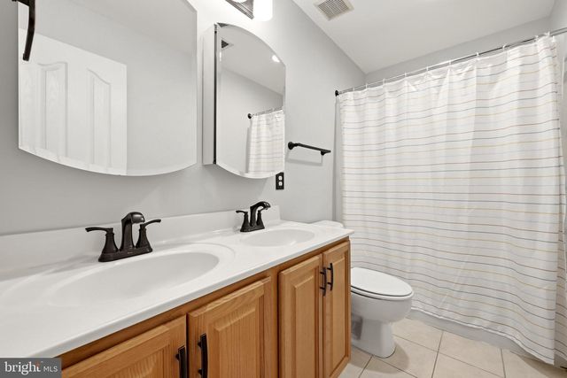 151 TRAVIS CT, Winchester, VA 22602
