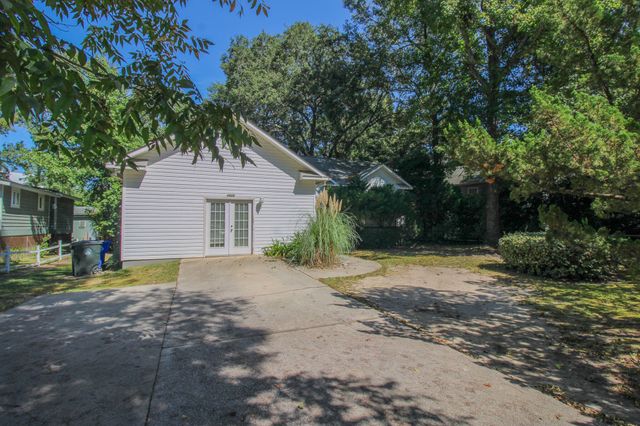1522 Theresa Drive, Charleston, SC 29412