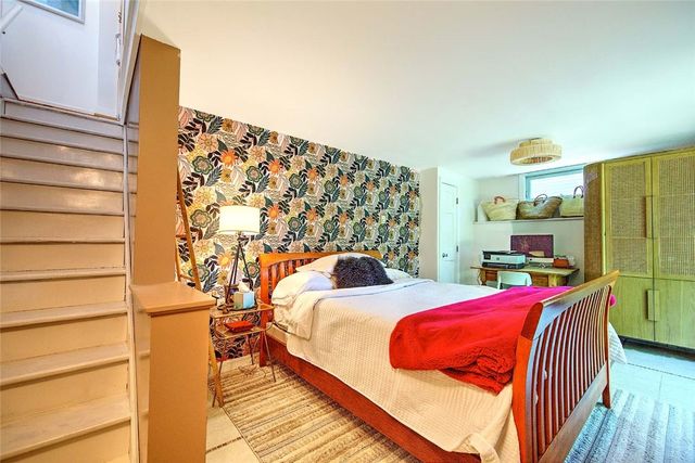33 West Main Road, Little Compton, RI 02837
