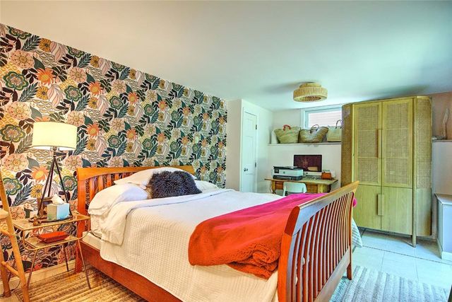 33 West Main Road, Little Compton, RI 02837