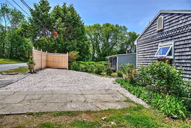 33 West Main Road, Little Compton, RI 02837