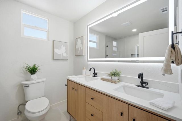 49 Hermitage Lane, Hayward, CA 94544