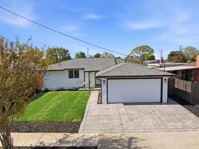 49 Hermitage Lane, Hayward, CA 94544