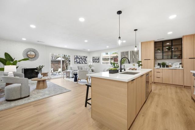 49 Hermitage Lane, Hayward, CA 94544