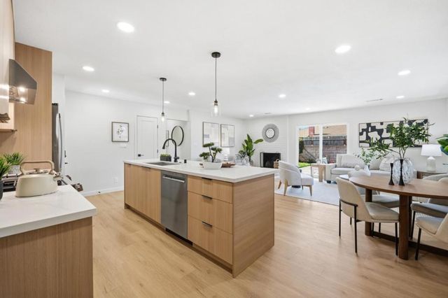 49 Hermitage Lane, Hayward, CA 94544