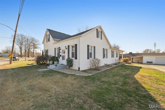 312 E Madison Street, Millstadt, IL 62260