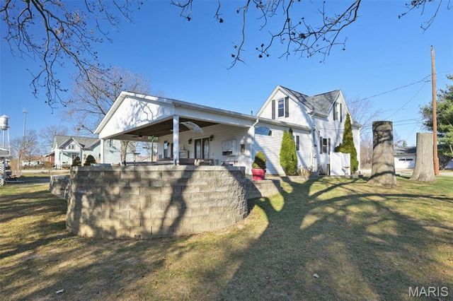 312 E Madison Street, Millstadt, IL 62260