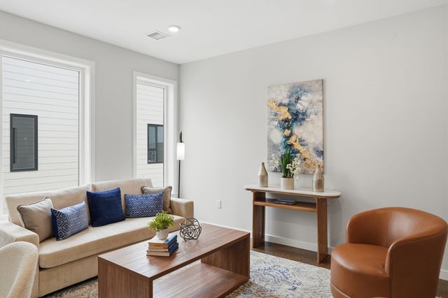 267 Old Colony 511, Boston, MA 02127