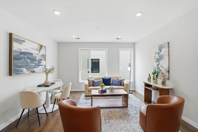 267 Old Colony 511, Boston, MA 02127
