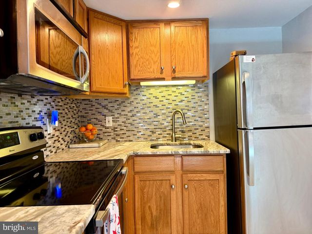 3435 S TEMPLE AVE, Feasterville Trevose, PA 19053