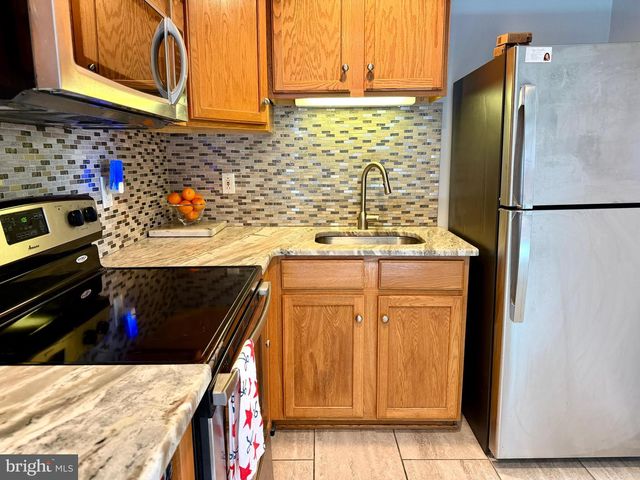 3435 S TEMPLE AVE, Feasterville Trevose, PA 19053