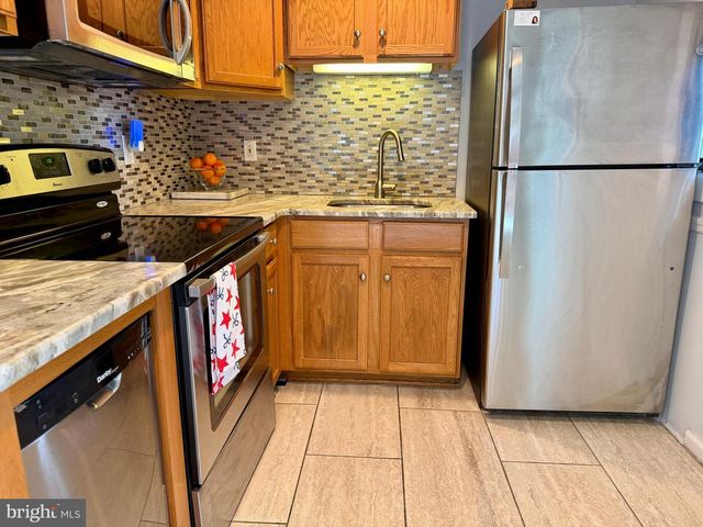 3435 S TEMPLE AVE, Feasterville Trevose, PA 19053