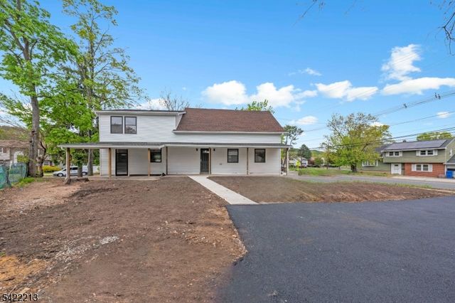 77 Greenbrook Rd, Middlesex Boro, NJ 08846