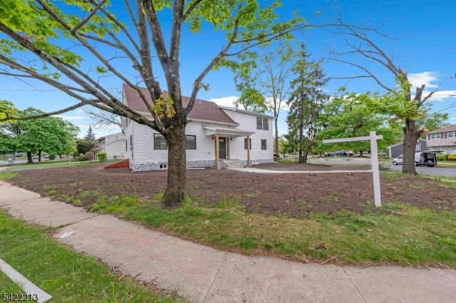 77 Greenbrook Rd, Middlesex Boro, NJ 08846