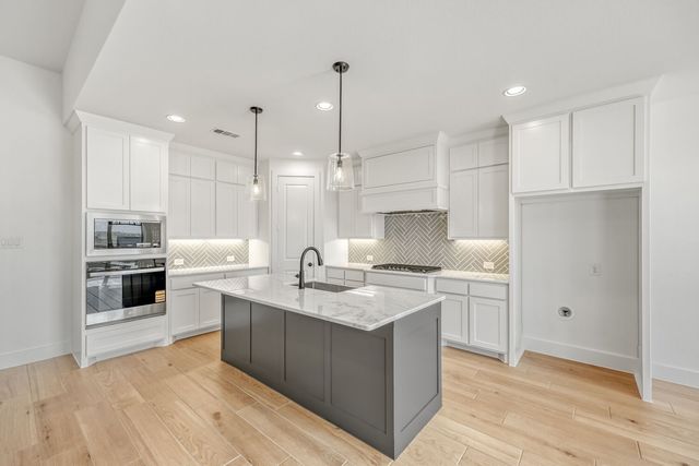 147 Derrett Lane, Rhome, TX 76078