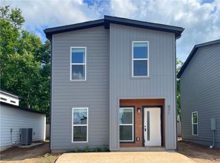 971 Reading Railroad Lane, Bentonville, AR 72713