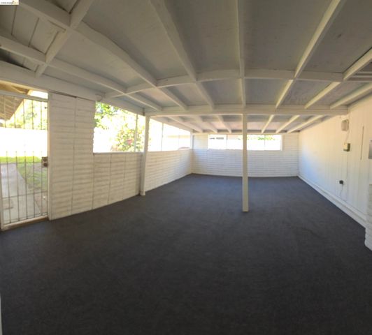 1142 Oakwood Ave, Vallejo, CA 94591