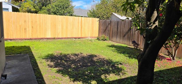 1142 Oakwood Ave, Vallejo, CA 94591