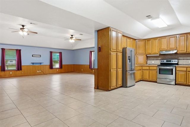 1928 Yvonne Drive, Lake Charles, LA 70615