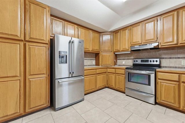 1928 Yvonne Drive, Lake Charles, LA 70615