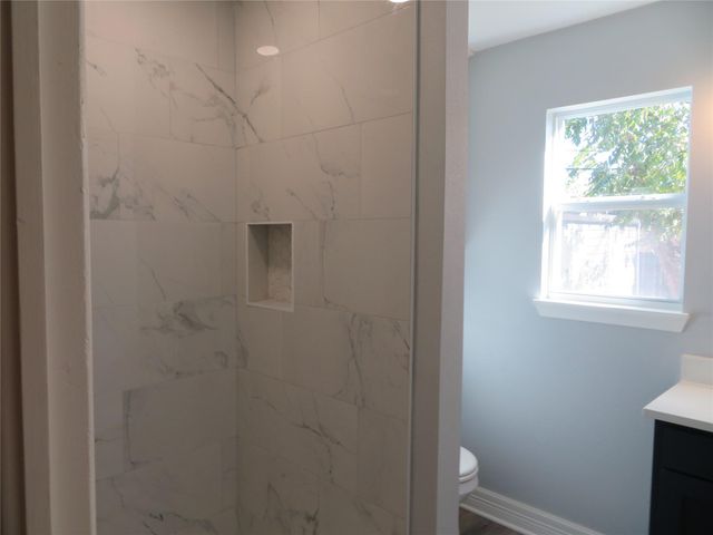1103 Jocelyn Street, Houston, TX 77023