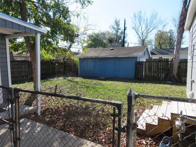 1103 Jocelyn Street, Houston, TX 77023