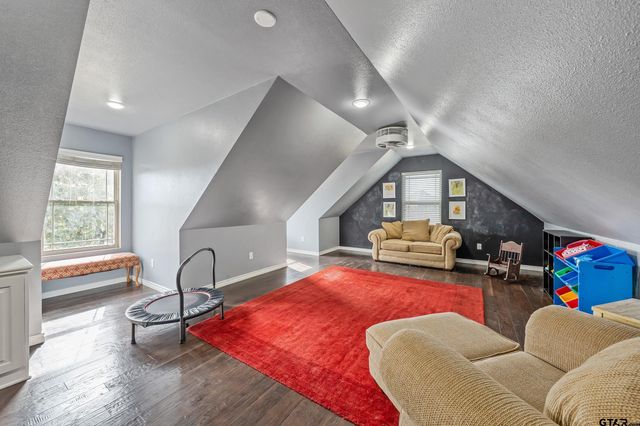 18834 Elderberry Ct, Flint, TX 75762