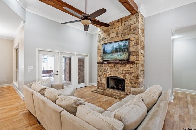 18834 Elderberry Ct, Flint, TX 75762