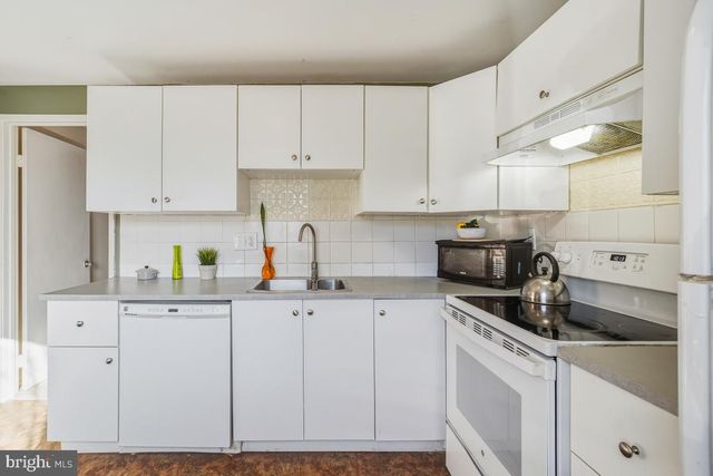 10559 CAMBRIDGE CT, Montgomery Village, MD 20886