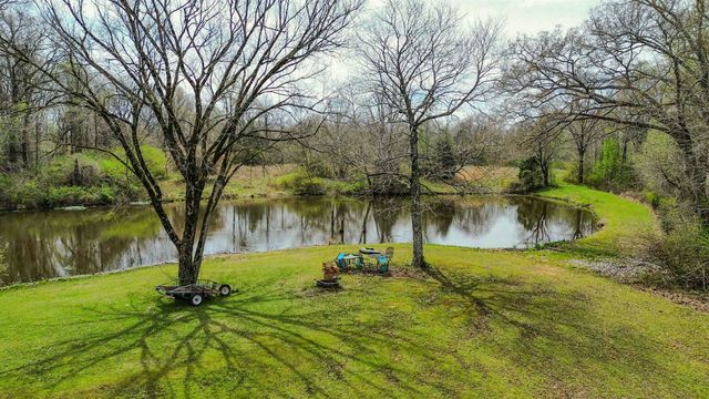 22560 HWY 64 HWY, Somerville, TN 38068