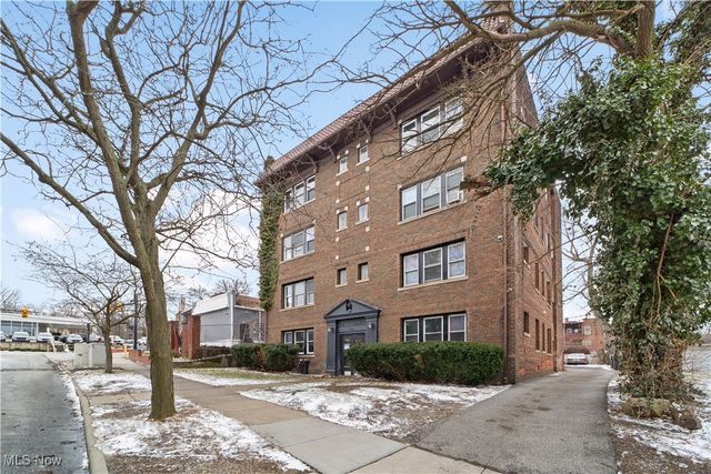 1690 Eddington Road, Cleveland Heights, OH 44118