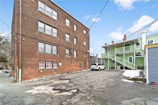 1690 Eddington Road, Cleveland Heights, OH 44118