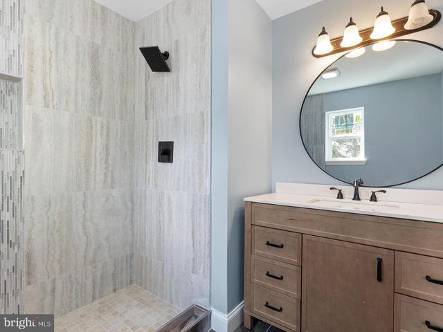 590 W THIRTIETH ST, Wilmington, DE 19802