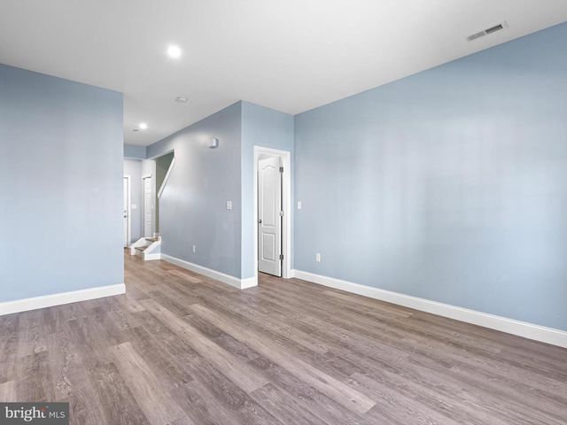 590 W THIRTIETH ST, Wilmington, DE 19802