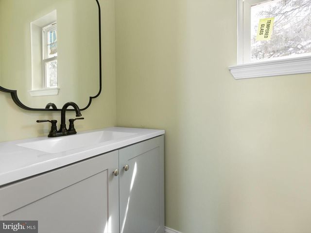 590 W THIRTIETH ST, Wilmington, DE 19802