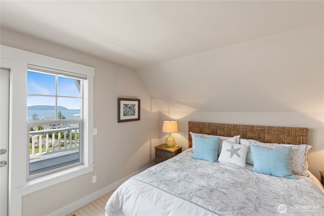 4417 Schooner Drive, Anacortes, WA 98221