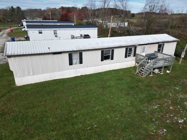 83,90,106,111,118,127,132 Maverick Drive 1-10, London, KY 40744